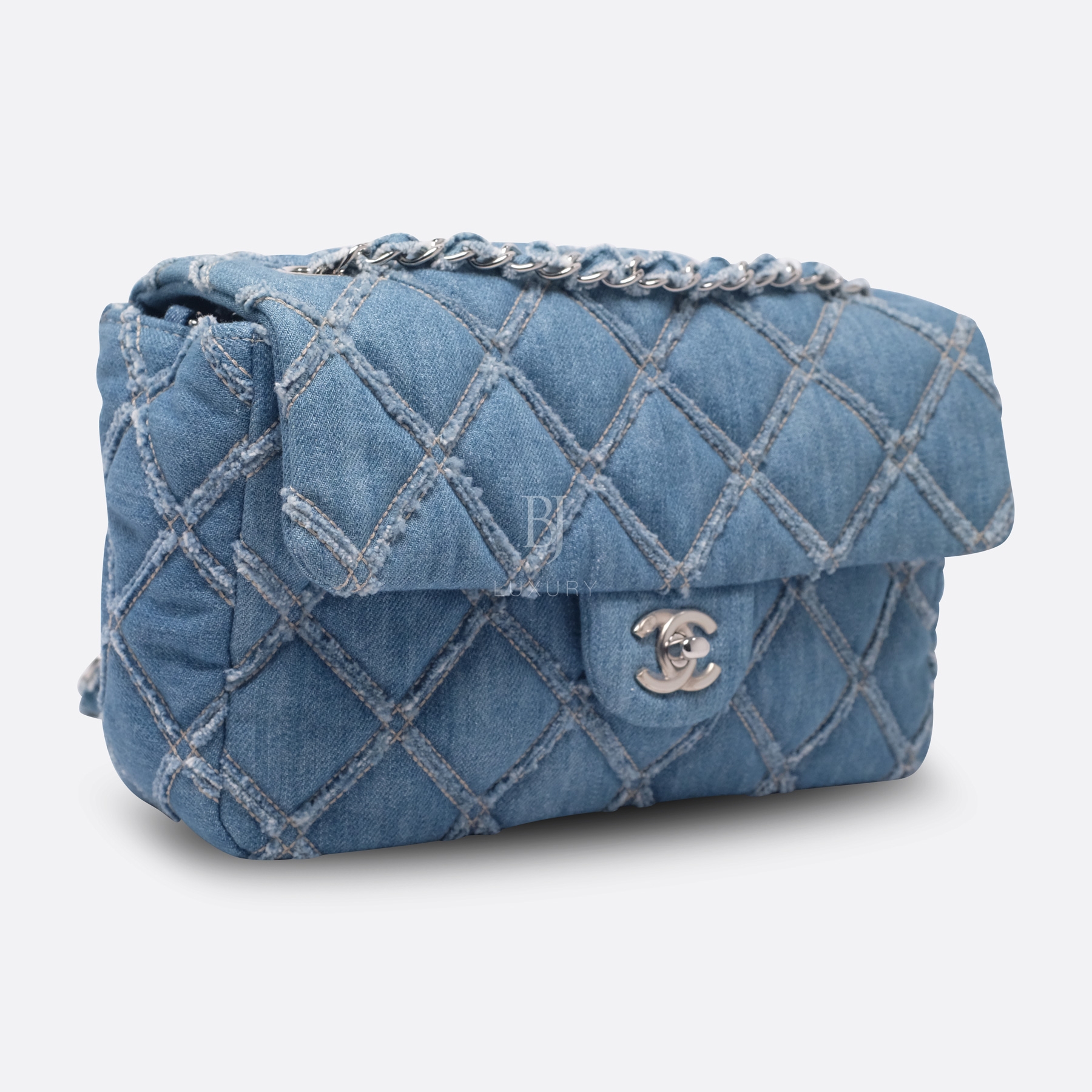 CHANEL FLAP BAG MEDIUM BLUE DENIM