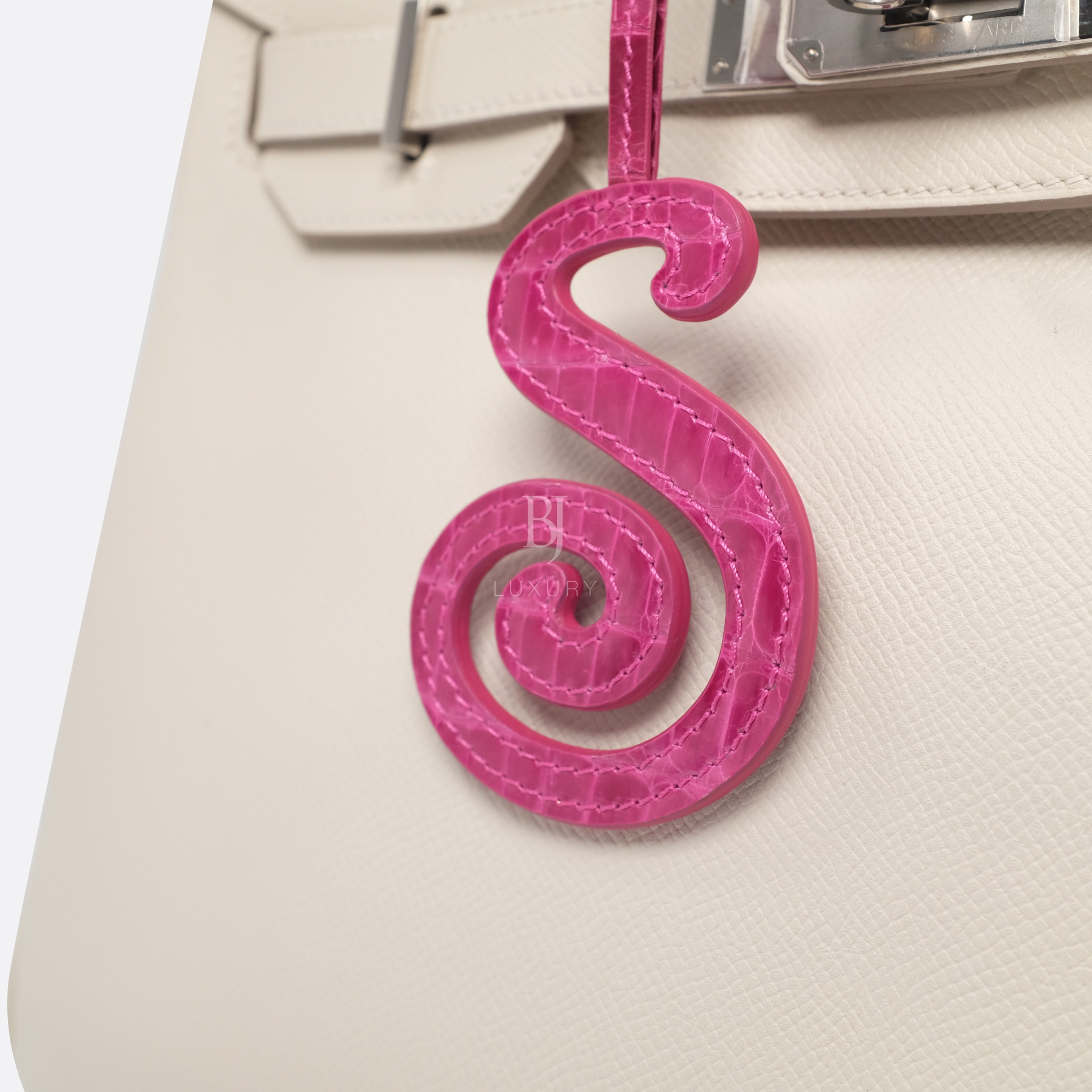 BJL ALPHABET S 8CM(H) X 6CM(W) FUSCHIA NILO CROCODILE